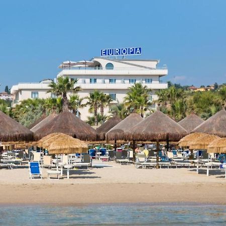 Hotel Europa Beach Village Giulianova Esterno foto