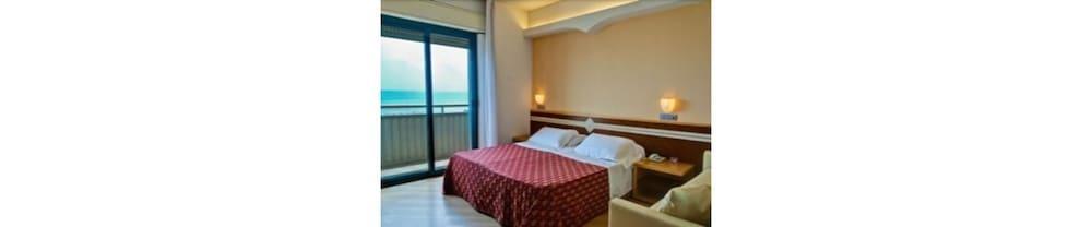 Hotel Europa Beach Village Giulianova Esterno foto