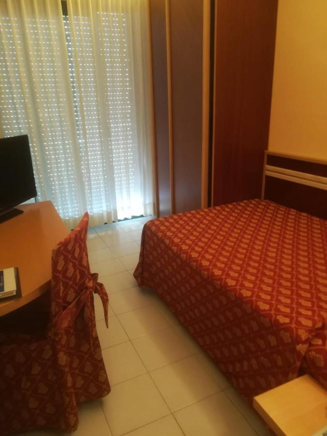 Hotel Europa Beach Village Giulianova Esterno foto