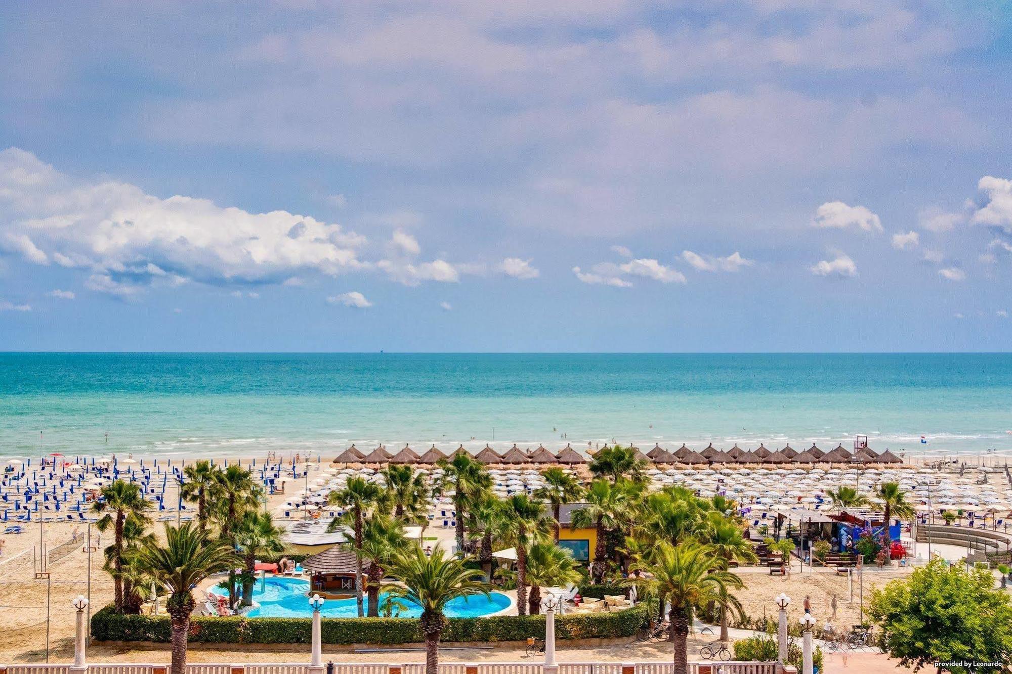 Hotel Europa Beach Village Giulianova Esterno foto