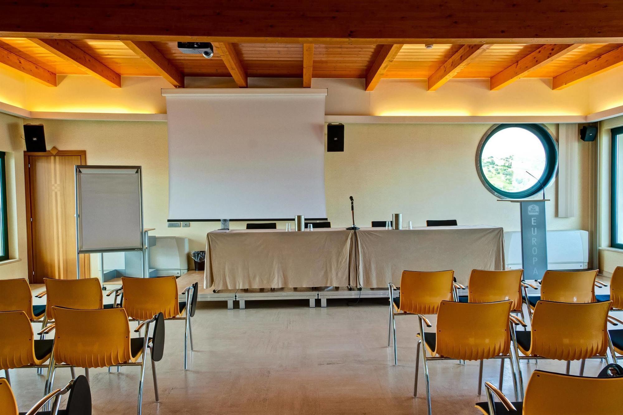Hotel Europa Beach Village Giulianova Esterno foto